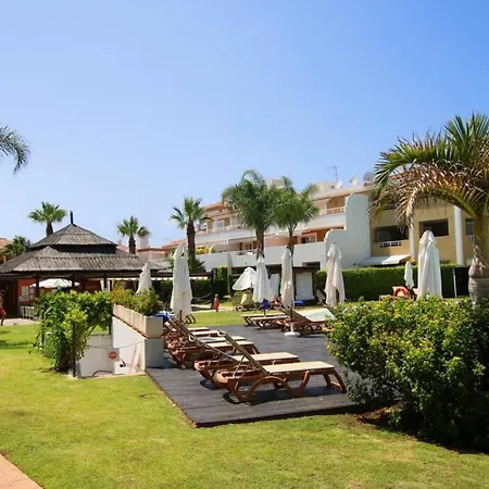 Attractive Modern Stylish Townhouse With Garden Holiday home *